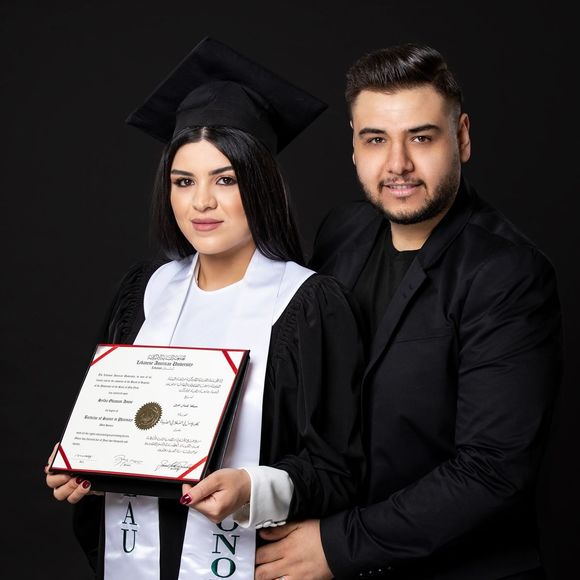 Meet your Posher, Sylva - Picture 1 of 1